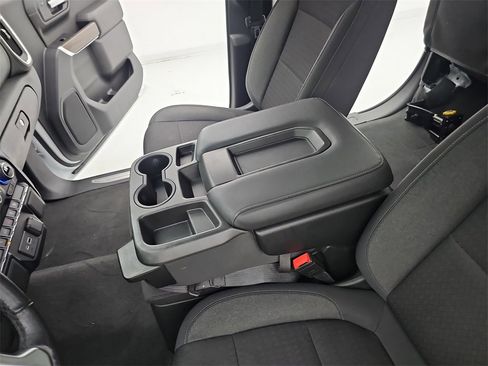 Used 2021 Chevrolet Silverado 1500 LT image 21