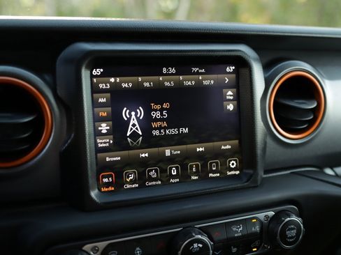 Used 2023 Jeep Gladiator Mojave w/ LED Lighting Group image 12