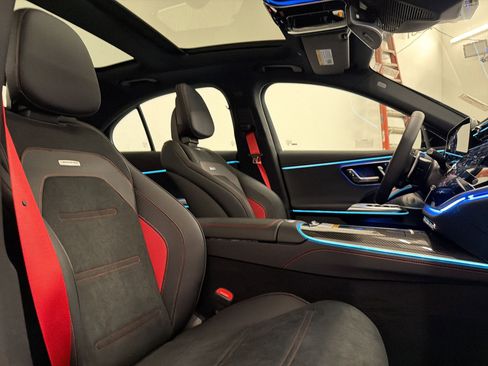 Used 2026 Mercedes-Benz E 53 AMG e 4MATIC Sedan image 30