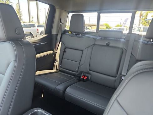 New 2026 Chevrolet Silverado 1500 LT Trail Boss w/ LT Trail Boss Premium Package AWD/4WD image 19