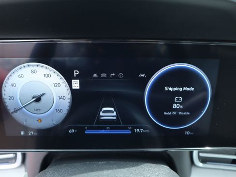 New 2026 Hyundai Elantra Limited FWD image 4