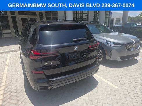 Certified 2026 BMW X5 sDrive40i w/ Executive Package RWD image 14