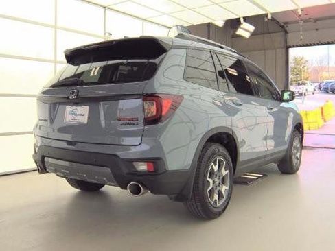 Used 2023 Honda Passport TrailSport image 4