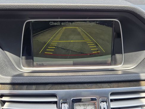 Used 2014 Mercedes-Benz E 350 Sedan image 15