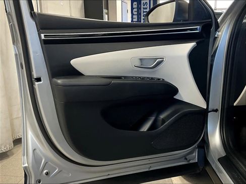 Used 2023 Hyundai Tucson SEL image 9