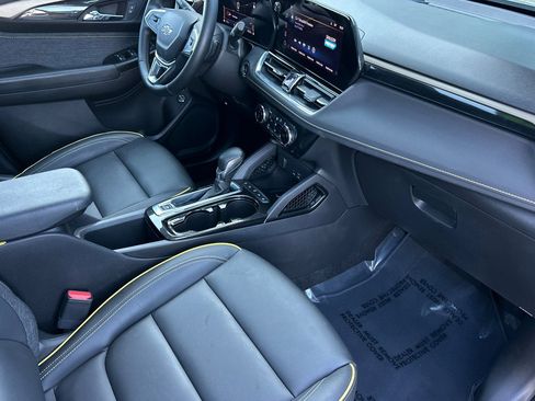Used 2024 Chevrolet TrailBlazer ACTIV w/ Convenience Package FWD image 19