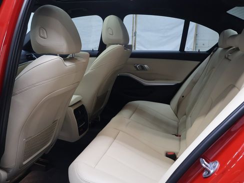 Used 2019 BMW 330i Sedan image 15