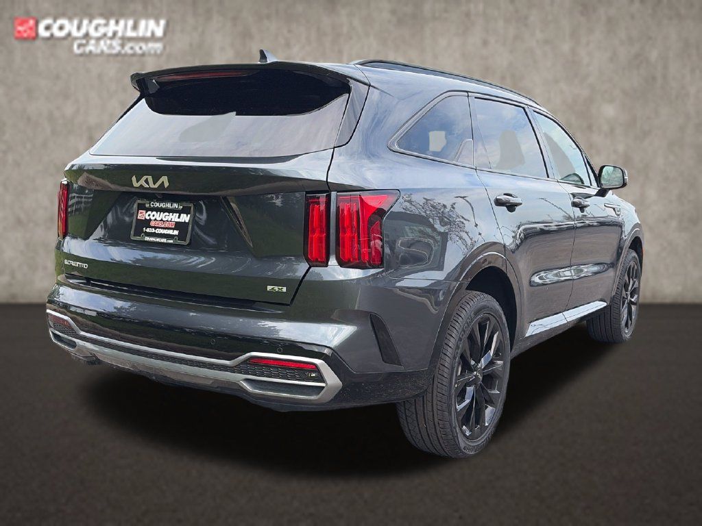 Used 2023 Kia Sorento SX AWD/4WD image 13