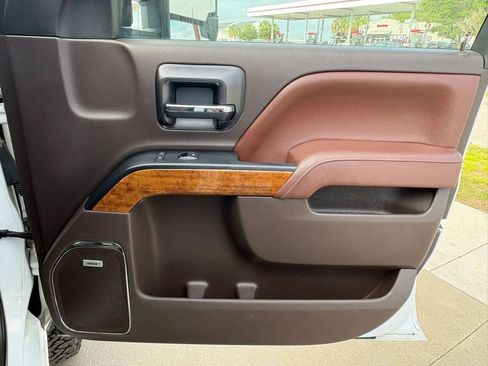 Used 2016 Chevrolet Silverado 2500 High Country w/ Duramax Plus Package AWD/4WD image 22