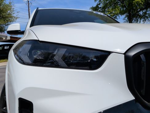 Certified 2026 BMW X5 xDrive40i w/ M Sport Package image 3