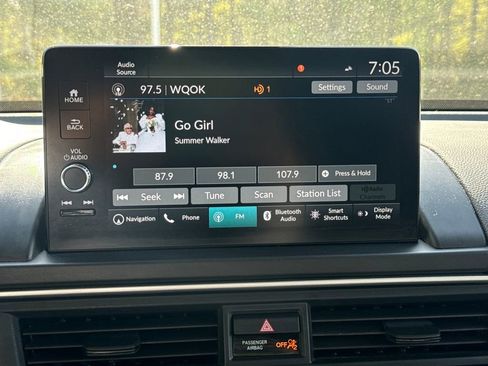 Used 2024 Honda Pilot Elite image 25