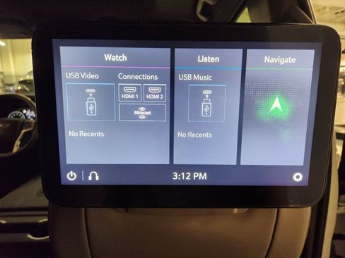 Used 2021 Chevrolet Tahoe Z71 w/ Luxury Package AWD/4WD image 31