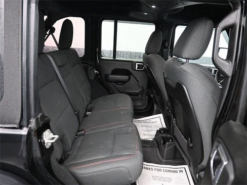 Used 2024 Jeep Wrangler Unlimited Rubicon image 6