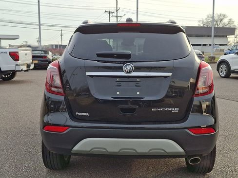 Used 2022 Buick Encore Preferred w/ Safety Package image 9