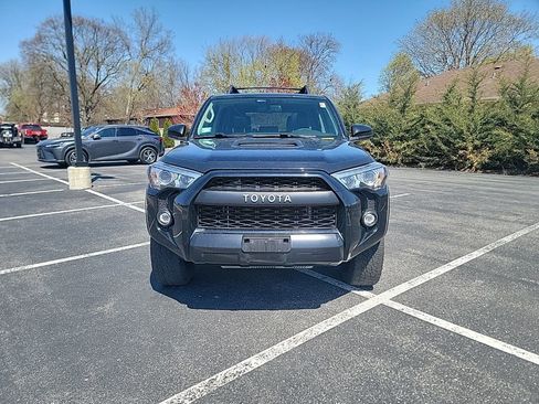 Used 2019 Toyota 4Runner TRD Pro AWD/4WD image 9