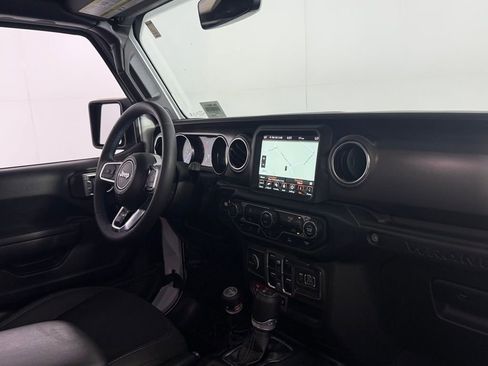 Used 2023 Jeep Wrangler Unlimited Rubicon 4xe image 31