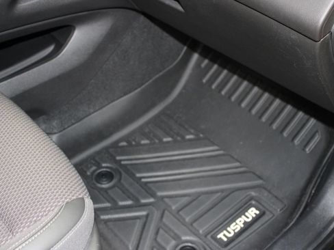 Used 2022 Buick Envision Preferred FWD image 23