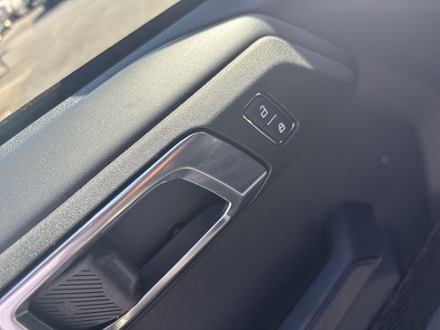 New 2025 Ford Bronco Badlands image 17