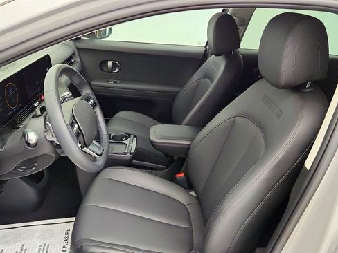 Used 2025 Hyundai Ioniq 5 SEL RWD image 18