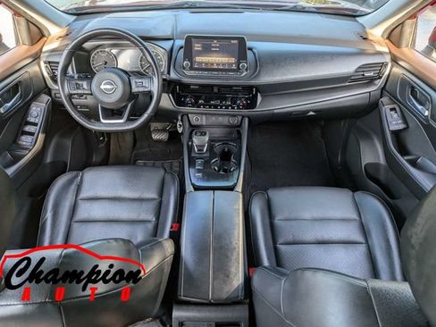 Used 2022 Nissan Rogue SV w/ SV Premium Package FWD image 19