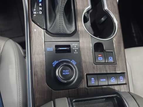 Used 2020 Toyota Highlander Platinum AWD/4WD image 15
