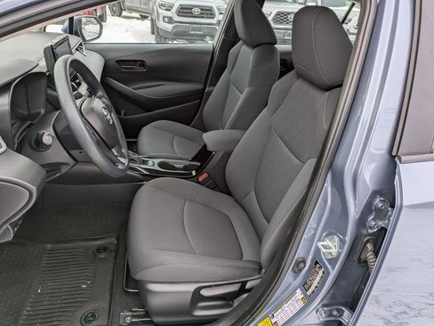 Used 2022 Toyota Corolla LE image 7