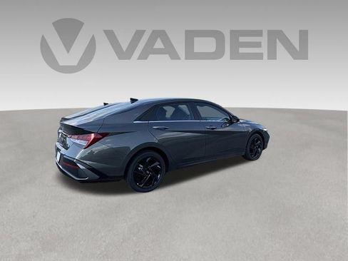New 2026 Hyundai Elantra SEL Sport Premium FWD image 8