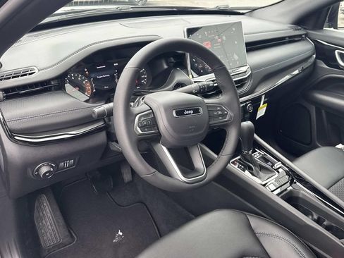 New 2026 Jeep Compass Latitude AWD/4WD image 2