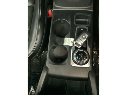 Used 2024 Ford Escape Platinum AWD/4WD image 19