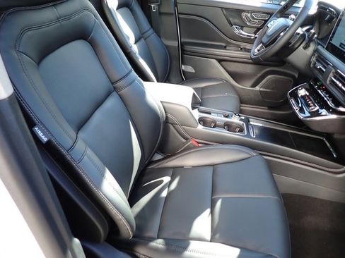 New 2026 Lincoln Corsair Premiere image 11