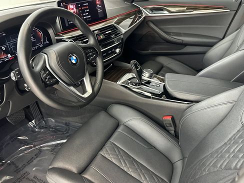 Certified 2022 BMW 540i 540i w/ Convenience Package image 4