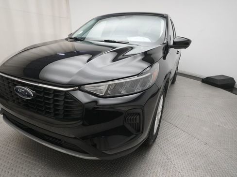 Used 2023 Ford Escape Active w/ Tech Pack #2 AWD/4WD image 14