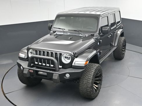 Used 2021 Jeep Wrangler Unlimited Sahara image 32