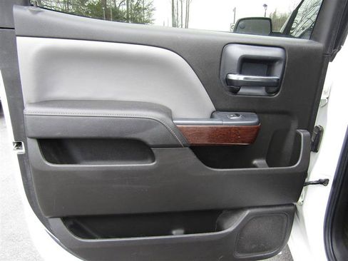 Used 2014 GMC Sierra 1500 SLT w/ SLT Crew Cab Value Package image 31