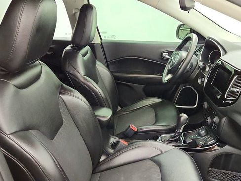 Used 2019 Jeep Compass Latitude AWD/4WD image 23