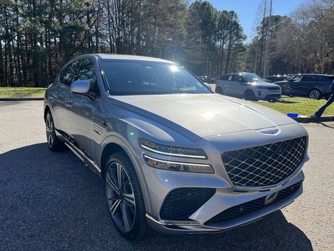 Used 2025 Genesis GV80 3.5T e-SC image 2