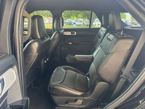 Used 2021 Ford Explorer ST w/ Equipment Group 401A image 25