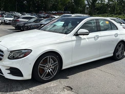Used 2019 Mercedes-Benz E 300 image 3
