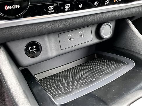 New 2026 Nissan Rogue SV FWD image 18