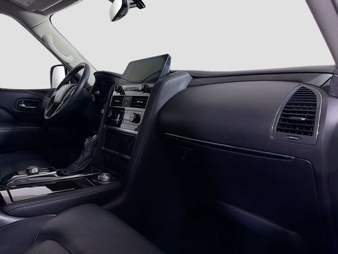 Used 2024 INFINITI QX80 Luxe AWD/4WD image 32
