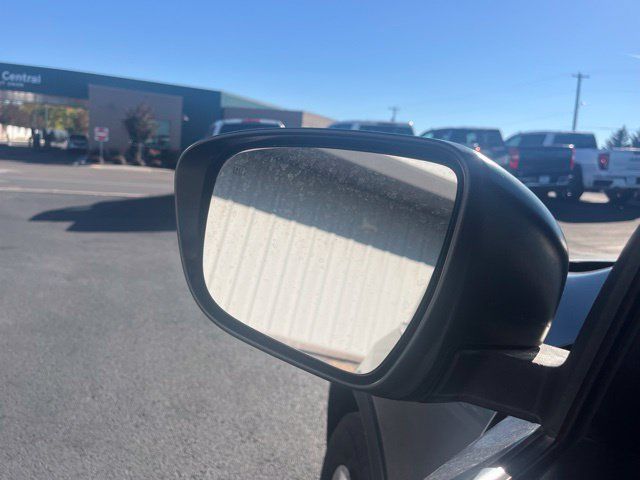 Used 2020 Nissan Rogue SV AWD/4WD image 25
