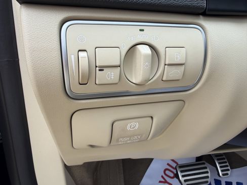 Used 2014 Volvo S60 T5 image 36