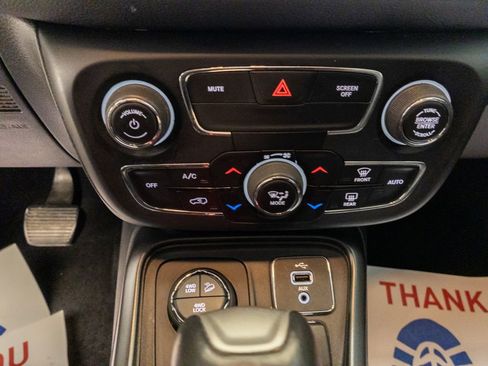 Used 2018 Jeep Compass Trailhawk image 14