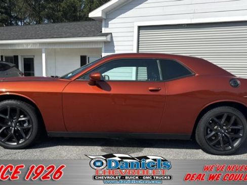 Used 2022 Dodge Challenger SXT w/ Blacktop Package image 1