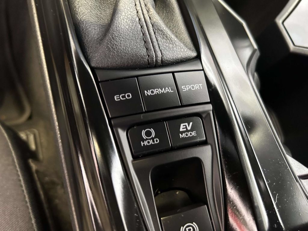 Used 2026 Toyota Camry LE FWD image 22