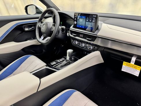 Used 2025 Acura ADX A-Spec image 25