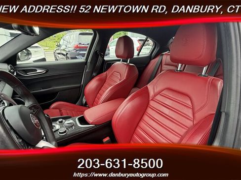 Used 2022 Alfa Romeo Giulia Sprint AWD/4WD image 14
