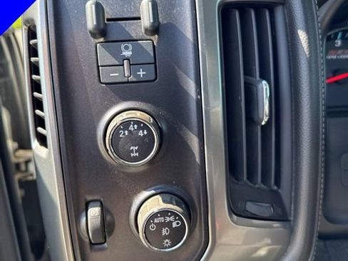 Used 2015 Chevrolet Silverado 2500 LTZ AWD/4WD image 21