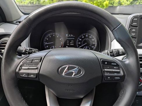 Certified 2021 Hyundai Kona Limited w/ Cargo Package AWD/4WD image 28