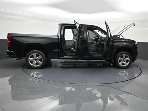 Used 2021 Chevrolet Silverado 1500 RST w/ Convenience Package II image 32